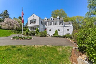 Building Photo - 235 Canoe Hill Rd
