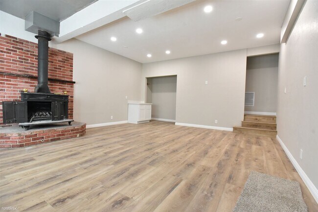 Foto del edificio - 3 br, 2 bath House - 29264 Pine Drive