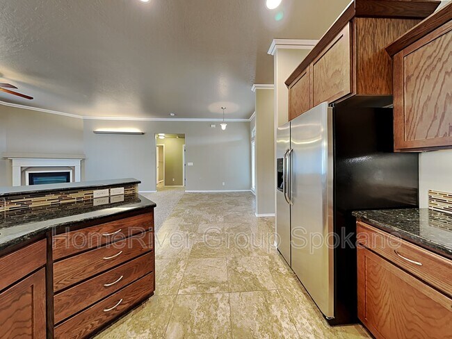 Building Photo - 7611 Diamond Ln