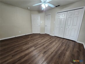 Building Photo - 1146 Misty Acres Dr