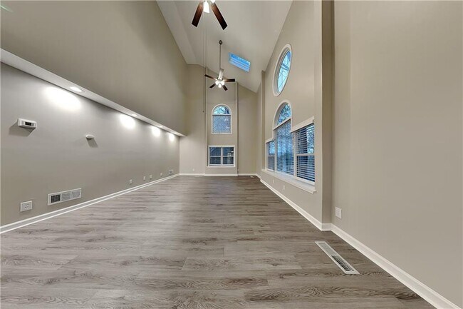 Foto del edificio - 3720 Ted's Cove