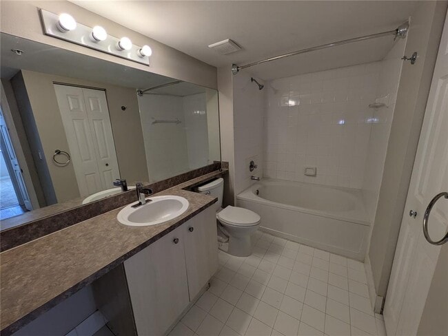 Foto del edificio - 11177 SW 8th St