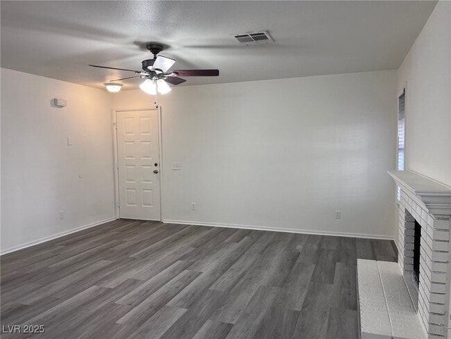 Building Photo - 6665 W Tropicana Ave