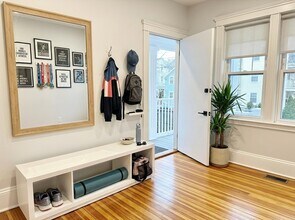 Building Photo - 24 Dawes St