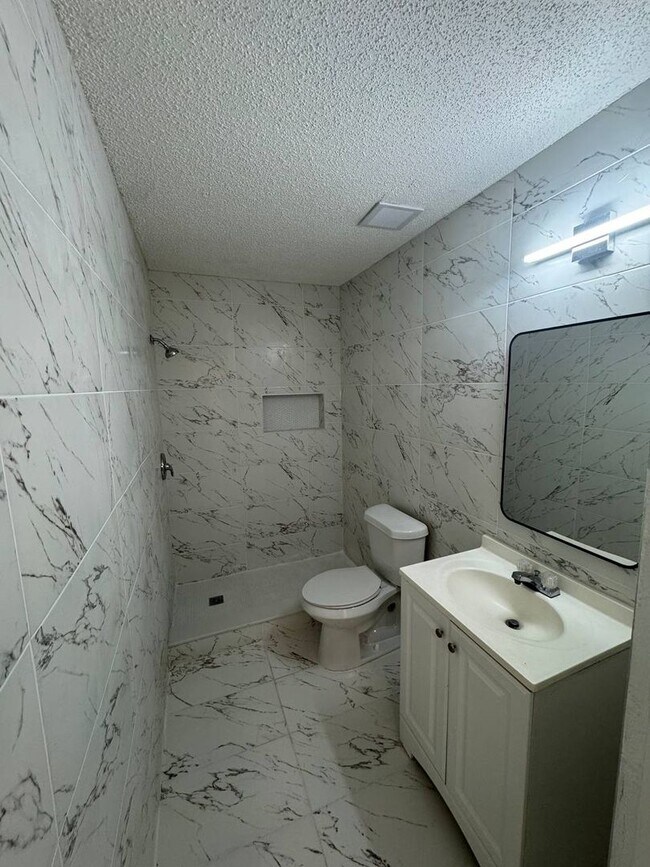 Foto del edificio - 2nd St