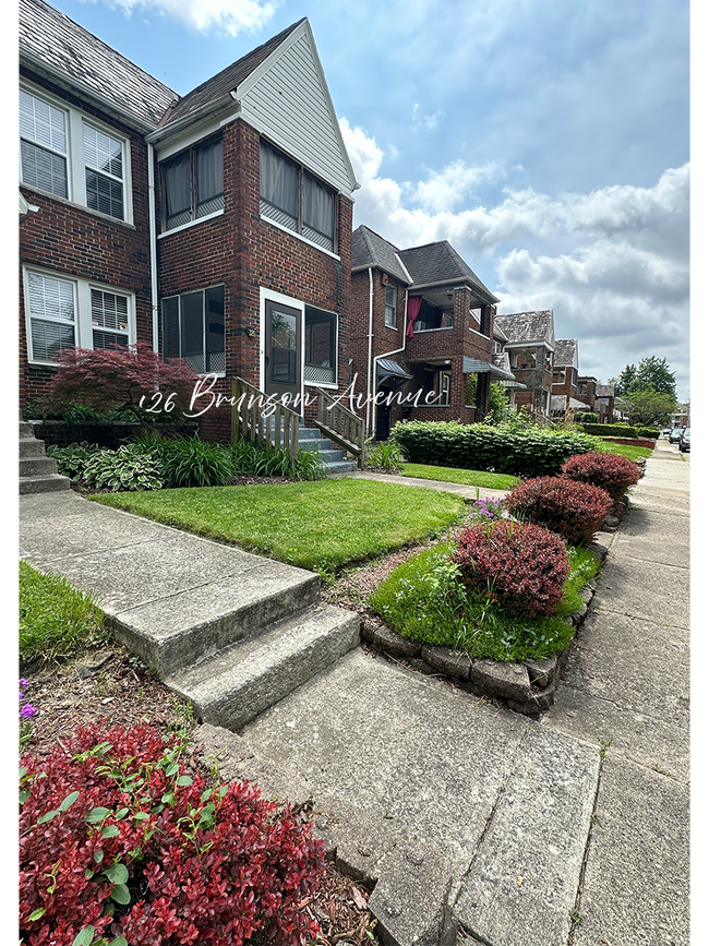 Building Photo - 126 Brunson Ave