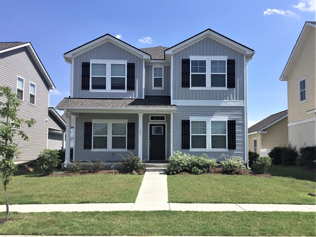 Building Photo - 243 Dogwood Cir