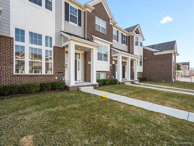 Foto del edificio - 159 Chester Arthur Dr