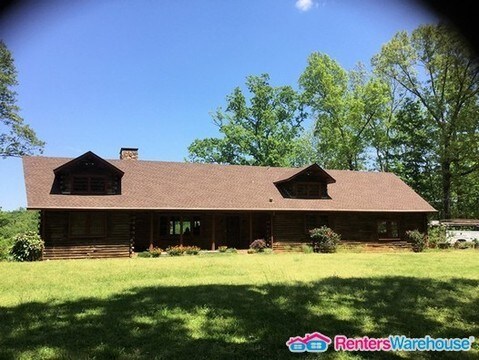 Primary Photo - 7160 Rand Dr