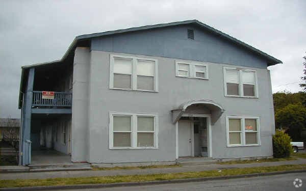 Primary Photo - 3716 S Angeline St