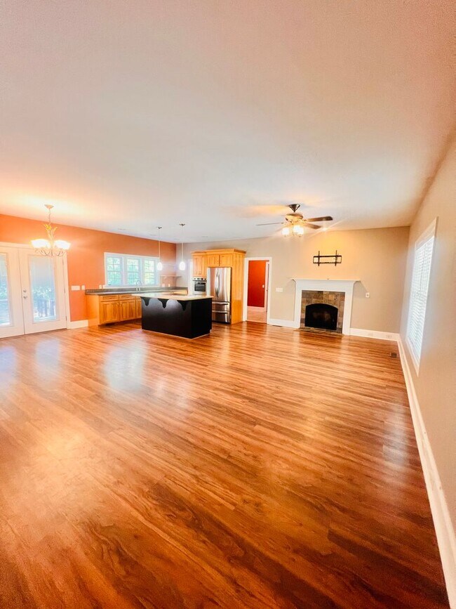 Foto del edificio - Tucked Away 3 Bedroom Gem on Private Road ...