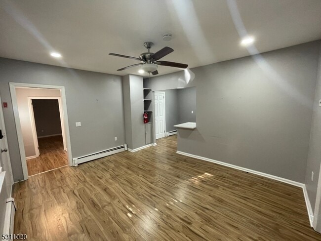 Building Photo - 31 Union St