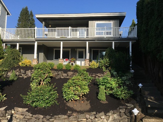 Elevación junto al lago - 4943 Thompson Ln SE