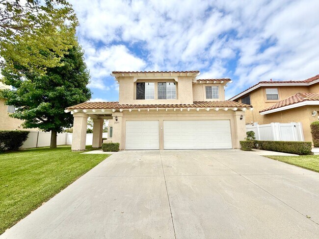 Foto del edificio - Spacious Rancho Highlands Home | 3 Bed + Den + Bonus Room & 3-Car Garage