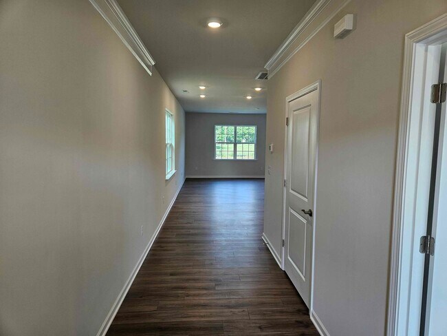 Building Photo - Bell Farm Community - 3BR / 2BA + Garage