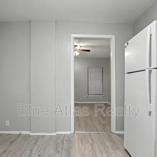 Foto del edificio - 1724 Pear St