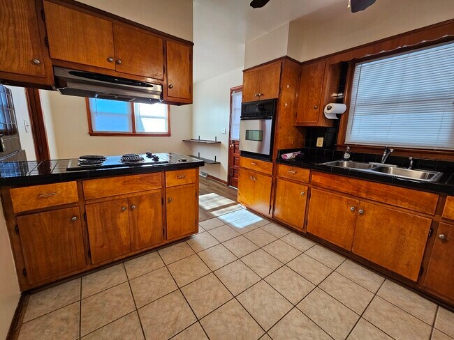 Foto del edificio - 333 6th St SW