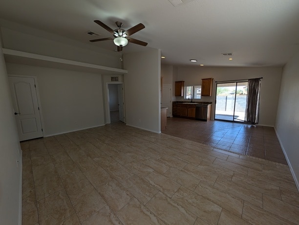 Building Photo - 1204 W Prior Ave