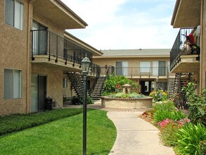 Building Photo - Union Plaza