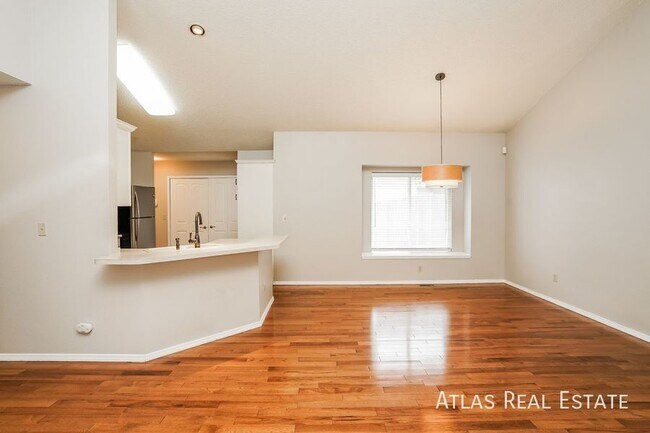 Building Photo - 8213 Telegraph Dr