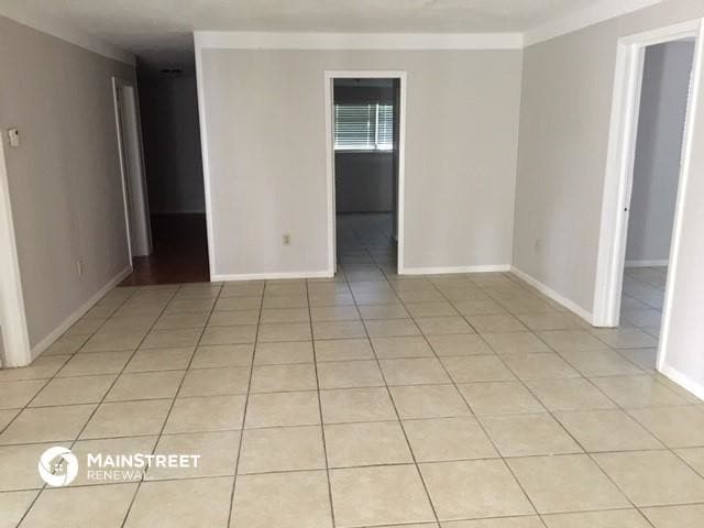 Building Photo - 1585 E Breezy Ln