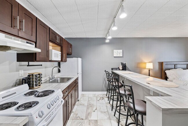 Foto del edificio - 30 U.S. 9W-SI ID1466753P