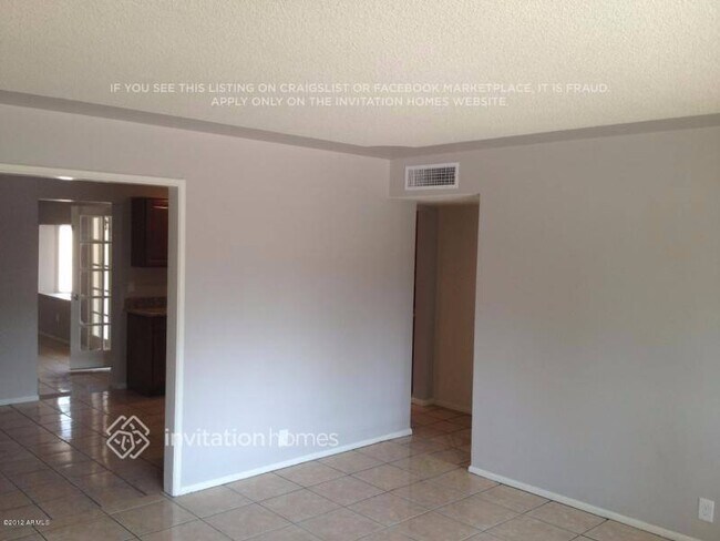 Building Photo - 461 N Kirchoff