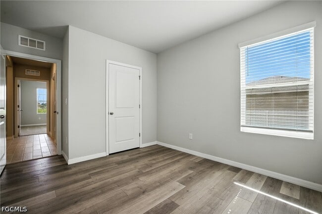 Building Photo - 2465 NW 9th St