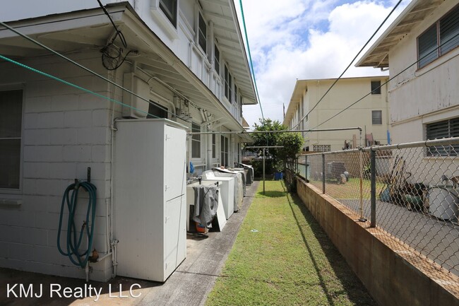Building Photo - 1 br, 1 bath House - 1918 Waiola Street Un...