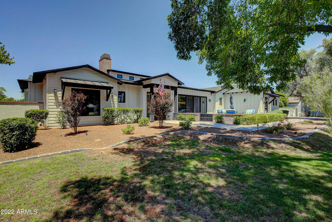 Foto del edificio - 7050 N Wilder Rd