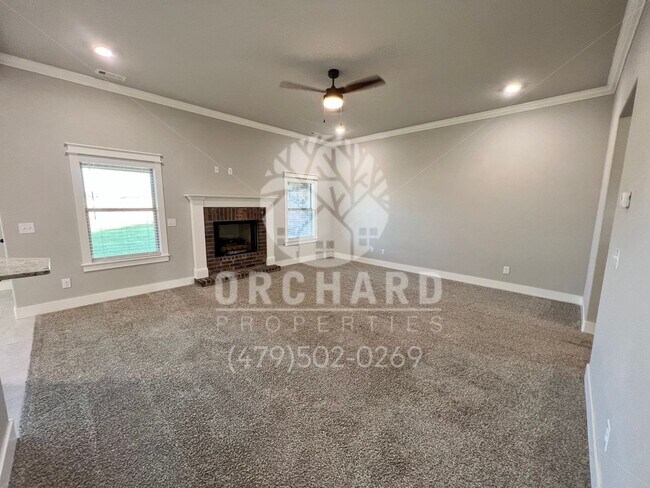 Foto del edificio - Single Family Home- Well-Sought After Well...