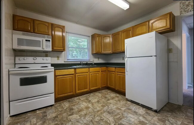Foto del edificio - 320 Leatherwood Dr