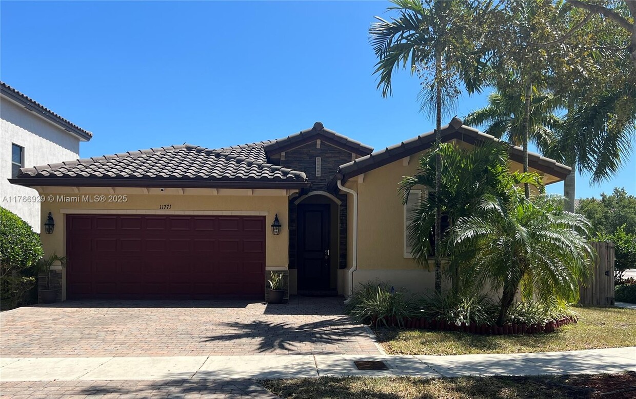 Foto principal - 11771 SW 151st Pl