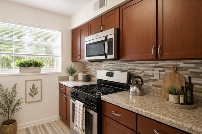 Building Photo - Mount Vernon Square Apartment Homes