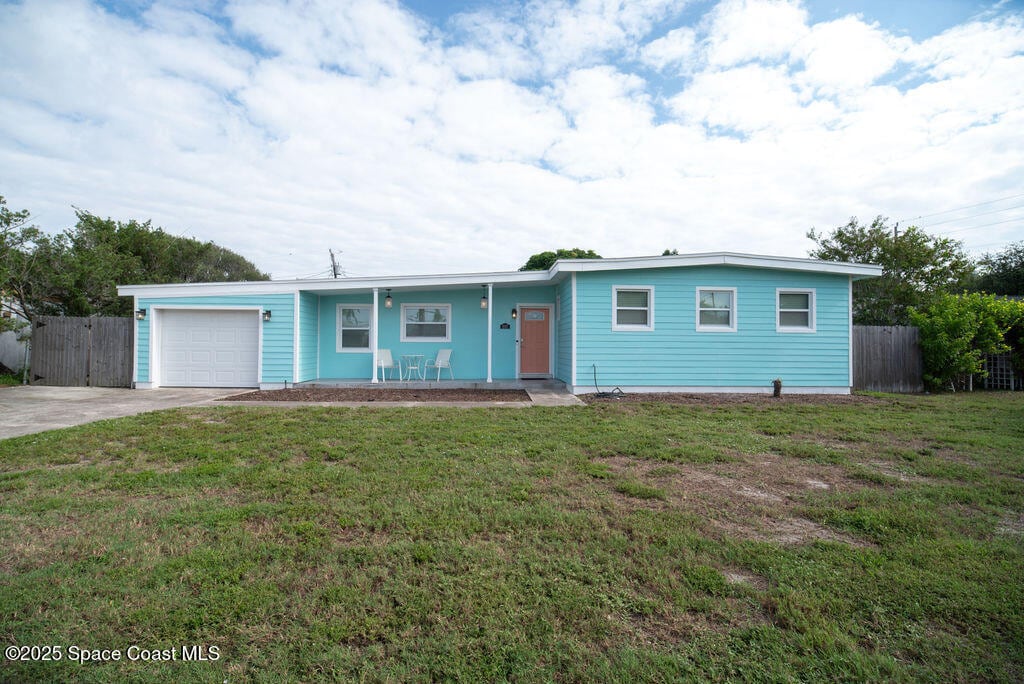 Primary Photo - 207 NE 1st Ct