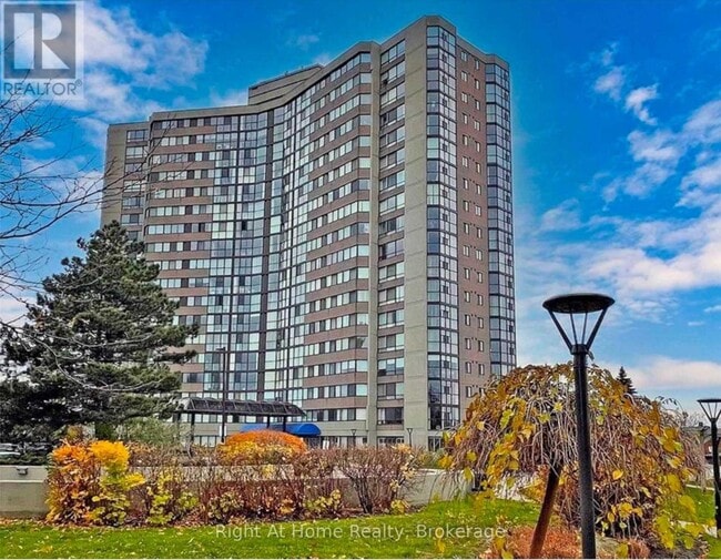 Building Photo - 1360 Rathburn Rd E