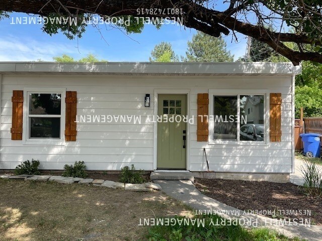 Building Photo - Charming 2-bed Duplex in Midvale