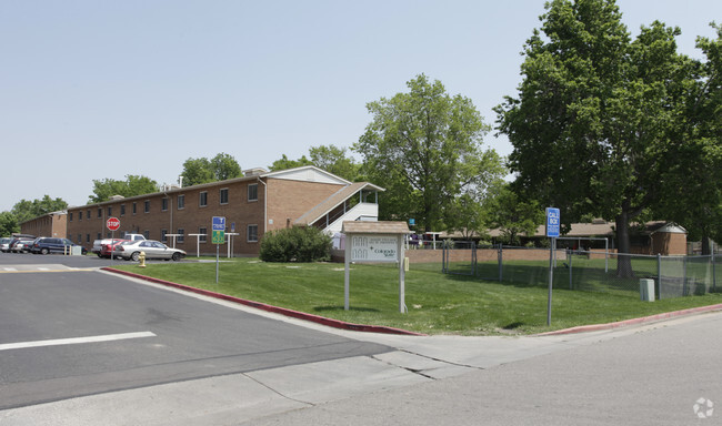 Foto del edificio - Aggie Village Family Apartments