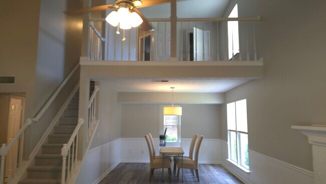 Foto del edificio - 10480 Summer Creek Dr