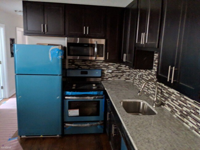 Foto del edificio - 3340 N Marshfield Ave