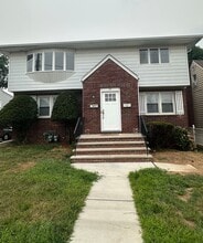 Building Photo - 20 Kipp Ave