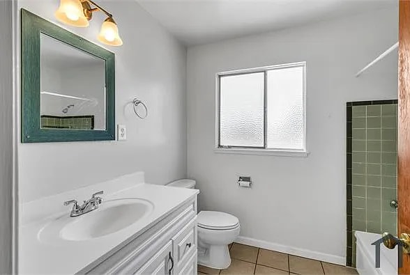 Building Photo - 1515 Harmon St