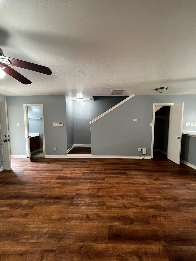 Foto principal - 1013 Ruthven St