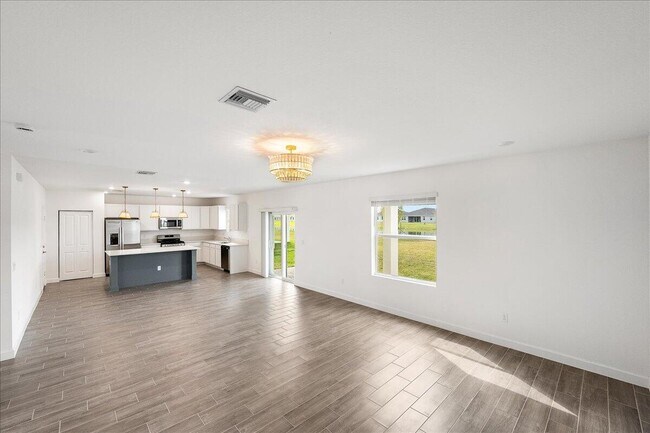 Foto del edificio - 6338 Windwood Wy