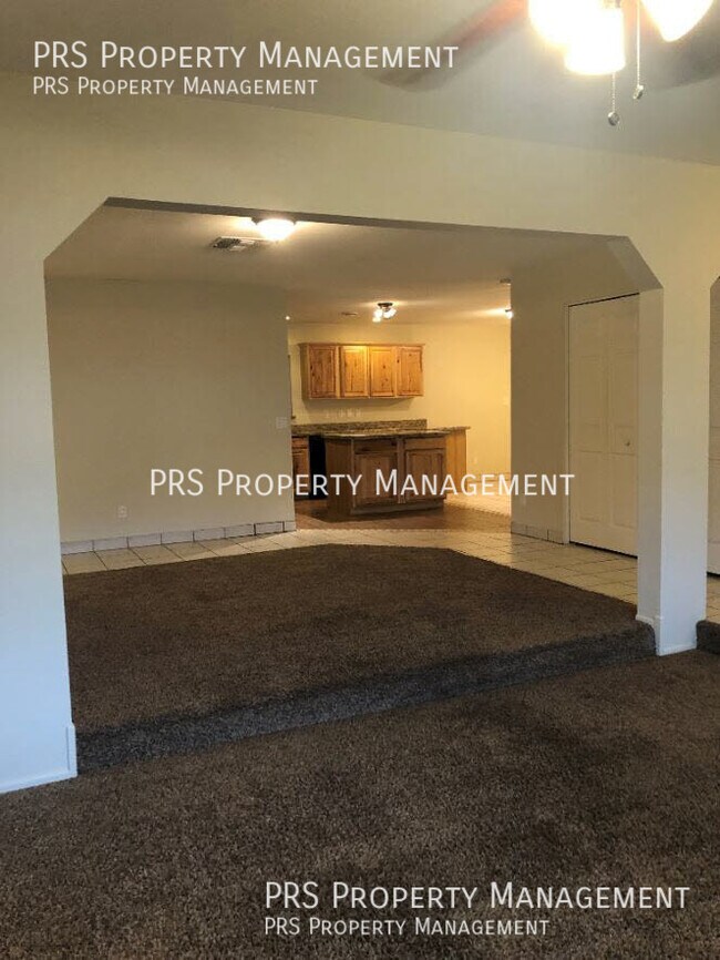 Foto del edificio - Tenant Showing Must Schedule Appointment T...