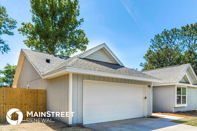 Building Photo - 7871 Moss Pointe Trail E