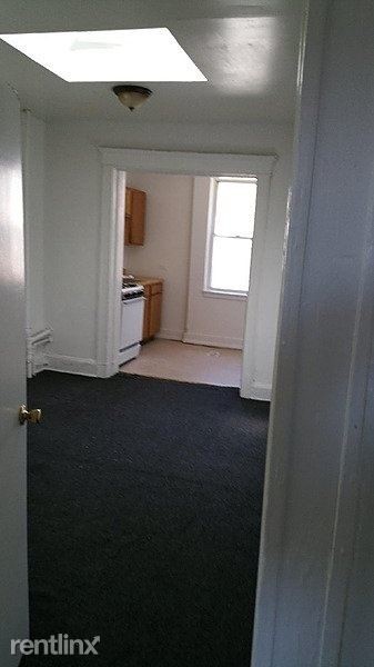 Building Photo - 3 br, 1 bath Apartment - 2504 Linden Avenue 2