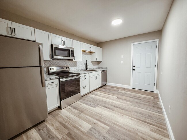 Foto del edificio - 9881 Guidy Ln