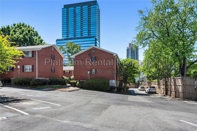 Foto del edificio - 3660 Peachtree Rd NE