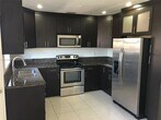 Foto principal - 61 NW 44th St